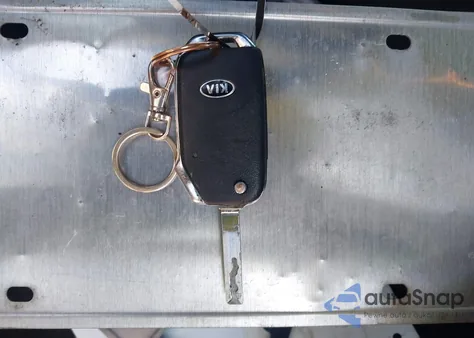 2021 Kia Forte Lxs z USA, uszkodzony, nr VIN 3KPF24AD1ME269411